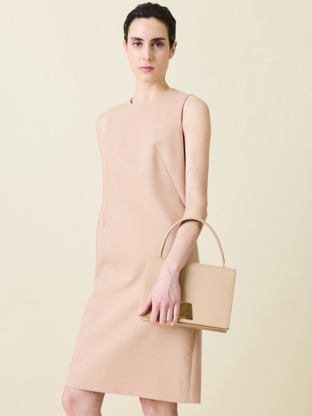 Akris Punto Sleeveless Wool Shift Dress in Camel Brown size 8 or Medium